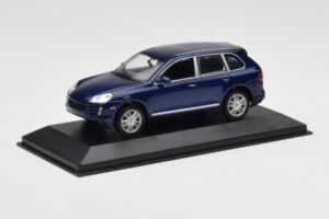 Porsche Cayenne S Bleu Minichamps 1:43 WAP02061217 Métal — image 2 sur 4
