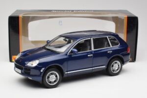 Porsche Cayenne S 9PA Dark Sea Bleu Métallisé Maisto 1:18 31635 Métal — image 8 sur 8