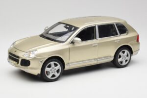 Porsche Cayenne Turbo 955 Beige Maisto 1:18 WAP02100113 Métal