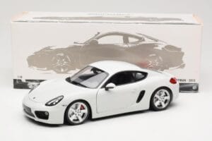 Porsche Cayman 981 Blanc Minichamps 1:18 113062221 Métal — image 8 sur 8