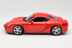 Porsche Cayman S 987.2 Rouge Maisto 1:18 31122 Métal — image 4 sur 8