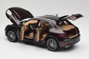 Porsche Macan 95B Turbo Acajou Métallique Minichamps 1:18 110062500 Métal — image 5 sur 8