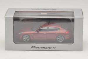 Porsche Panamera 970 4 Red Metallic Minichamps 1:43 WAP0201250E Métal — image 5 sur 5
