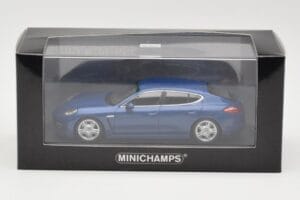 Porsche Panamera 970 4S Blue Metallic Minichamps 1:43 WAP0200419 Métal — image 3 sur 3
