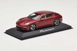 Porsche Panamera 970 Red Metallic Minichamps 1:43 WAP0200119 Métal — image 2 sur 4