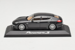 Porsche Panamera 970 S Grey Metallic Minichamps 1:43 WAP02000219 Métal