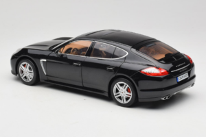 Porsche Panamera 970 Turbo Basalt Black Norev 1:18 WAP02100319 Métal — image 7 sur 8