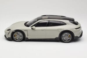 Porsche Taycan Cross Turismo Turbo S Chalk Grey Minichamps 1:18 155069302 Métal — image 3 sur 6