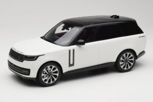 Land Rover Range Rover L460 P530 Autobiography Fuji White GT Spirit 1:18 GT533 Résine