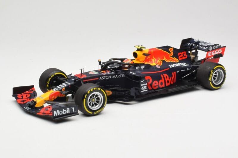 Red Bull Racing RB16 #23 A. Albon 4th Place Styrian GP 2020 Minichamps 1:18 110200223 Métal