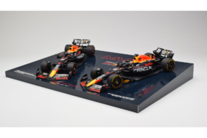 Red Bull RB19 Honda RBPT #1 M. Verstappen Oracle Red Bull Racing Qatar Grand Prix World Champion 2023 Minichamps 1:18 1122318 — image 2 sur 6