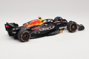 Red Bull RB19 #11 S. Perez Oracle Red Bull Racing Saudi Arabian Grand Prix Winner 2023 Minichamps 1:18 110230111 Résine — image 2 sur 6