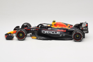 Red Bull RB19 #11 S. Perez Oracle Red Bull Racing Saudi Arabian Grand Prix Winner 2023 Minichamps 1:18 110230111 Résine — image 3 sur 6