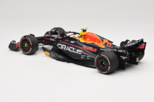 Red Bull RB19 #11 S. Perez Oracle Red Bull Racing Saudi Arabian Grand Prix Winner 2023 Minichamps 1:18 110230111 Résine — image 5 sur 6