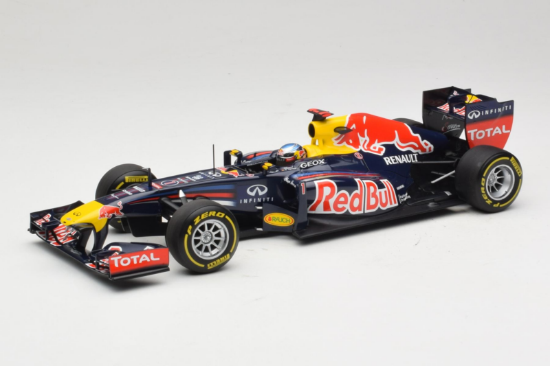 Red Bull RB8 Renault #1 S. Vettel Red Bull Racing Showcar 2012 Minichamps 1:18 110120071 Métal