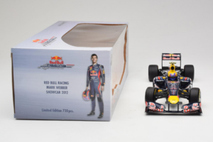 Red Bull RB8 Renault #2 M. Webber Red Bull Racing Showcar 2012 Minichamps 1:18 110120072 Métal — image 6 sur 7