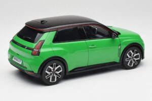 Renault 5 E-Tech Electric Pop Vert & Noir Norev 1:18 185502 Métal — image 3 sur 8