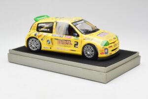 Renault Clio Sport #2 E. Rangoni Renault Clio Trophy Winner 2000 Universal Hobbies 1:18 7711218616 Métal — image 4 sur 6