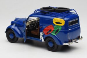 Renault Juvaquatre Michelin Blue Solido 1:18 82008 Métal — image 7 sur 8