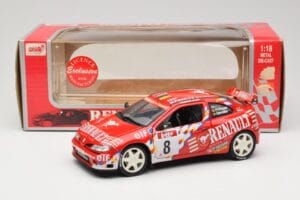 Renault Megane Maxi #8 M. Princen / C. Genten 1997 Solido 1:18 3771 Métal — image 8 sur 8