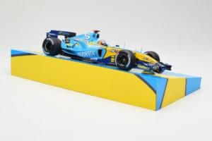 Renault R25 #5 F. Alonso 2nd Place British GP 2005 Minichamps 1:18 147051105 Métal — image 4 sur 6