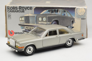 Rolls-Royce Camargue Argent Diamond Edition Bburago 1:18 3001-M3 Métal — image 8 sur 8
