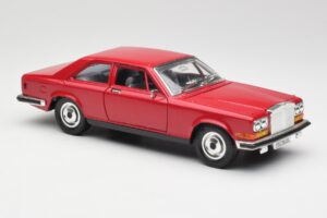 Rolls-Royce Camargue Rouge Bburago 1:22 3001 Métal — image 6 sur 8