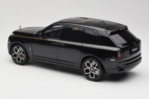 Rolls-Royce Cullinan Noir Avec Gold Coachline & Shadow Wheels OEM 1:18 028-15A Métal — image 7 sur 8