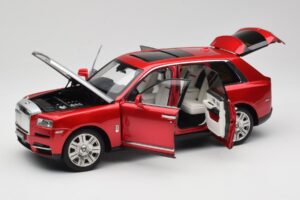 Rolls-Royce Cullinan Rouge Avec Shadow Wheels OEM 1:18 028-18A Métal — image 2 sur 8