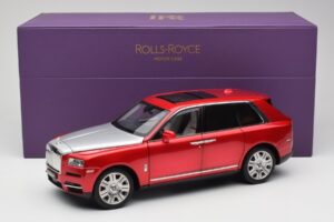Rolls-Royce Cullinan Rouge Avec Shadow Wheels OEM 1:18 028-18A Métal — image 8 sur 8