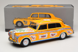 Rolls-Royce Phantom V John Lennon Paragon 1:18 PA-92121 Métal — image 8 sur 8