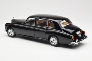 Rolls-Royce Phantom VI EWB Noir Kyosho 1:18 08905BK Métal — image 7 sur 8