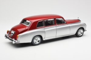Rolls-Royce Phantom VI Argent Rouge Kyosho 1:18 08905SR Métal — image 3 sur 8