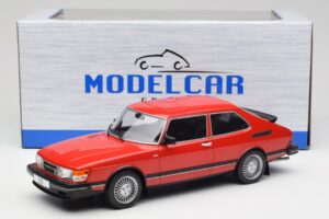 Saab 900 GL Rouge MCG 1:18 MCG18340 Métal — image 6 sur 6