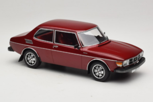 Saab 99 EMS Metallic Rouge MCG 1:18 MCG18441 Métal — image 4 sur 6