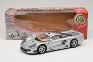 Saleen S7 Argent Motormax 1:18 73117 Métal — image 8 sur 8