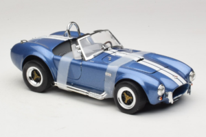 Shelby Cobra 427 S/C Bleu Bande Blanche Road Signature 1:18 92058-P2 Métal — image 4 sur 6