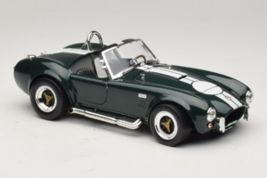 Shelby Cobra 427 S/C Vert Foncé Bandes Blanches Road Signature 1:18 92058-P1 Métal — image 6 sur 8