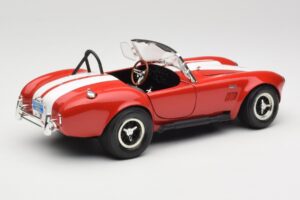 Shelby Cobra 427 S/C Guardsman Red ERTL 1:18 7369 Métal — image 3 sur 8
