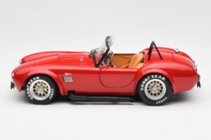 Shelby Cobra 427 S/C Rouge Kyosho 1:18 08047R Métal — image 4 sur 8