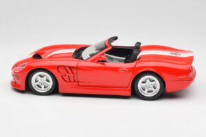Shelby Series 1 Cabriolet Rouge Bburago 1:18 3353 Métal — image 4 sur 8
