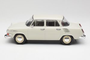 Skoda 1000 MB Gris & Blanc MCG 1:18 MCG18275 Métal — image 3 sur 6