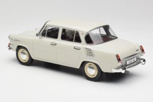Skoda 1000 MB Gris & Blanc MCG 1:18 MCG18275 Métal — image 5 sur 6