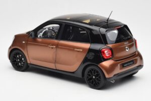 Smart Forfour W453 Noir Hazel Marron Norev 1:18 B66960299 Métal — image 7 sur 8