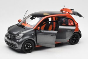 Smart Forfour W453 Lava Orange Graphite Gris Norev 1:18 B66960298 Métal — image 2 sur 8