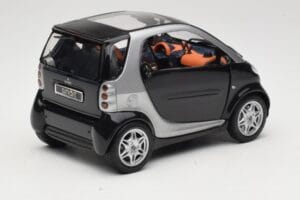 Smart Fortwo Noir Kyosho 1:18 0004830V000C08Q00 Métal — image 3 sur 8