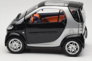 Smart Fortwo Noir Kyosho 1:18 0004830V000C08Q00 Métal — image 4 sur 8