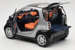 Smart Fortwo Noir Kyosho 1:18 0004830V000C08Q00 Métal — image 5 sur 8