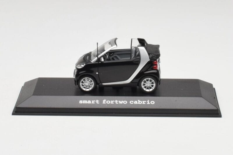 Smart Fortwo Cabrio Noir Profond Minichamps 1:43 Q0022561V001C18Q00 Métal