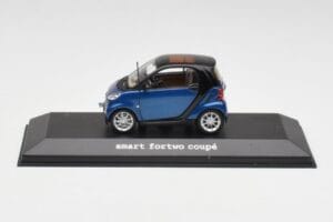 Smart Fortwo Coupe Aqua Bleu Metallic & Noir Minichamps 1:43 Q0022558V001C77Q00 Métal